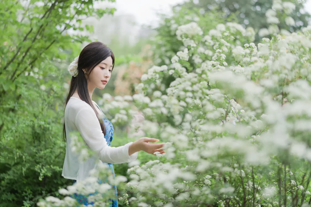 阿宏_栀栀雯《蔷薇春色》美图作品图片5