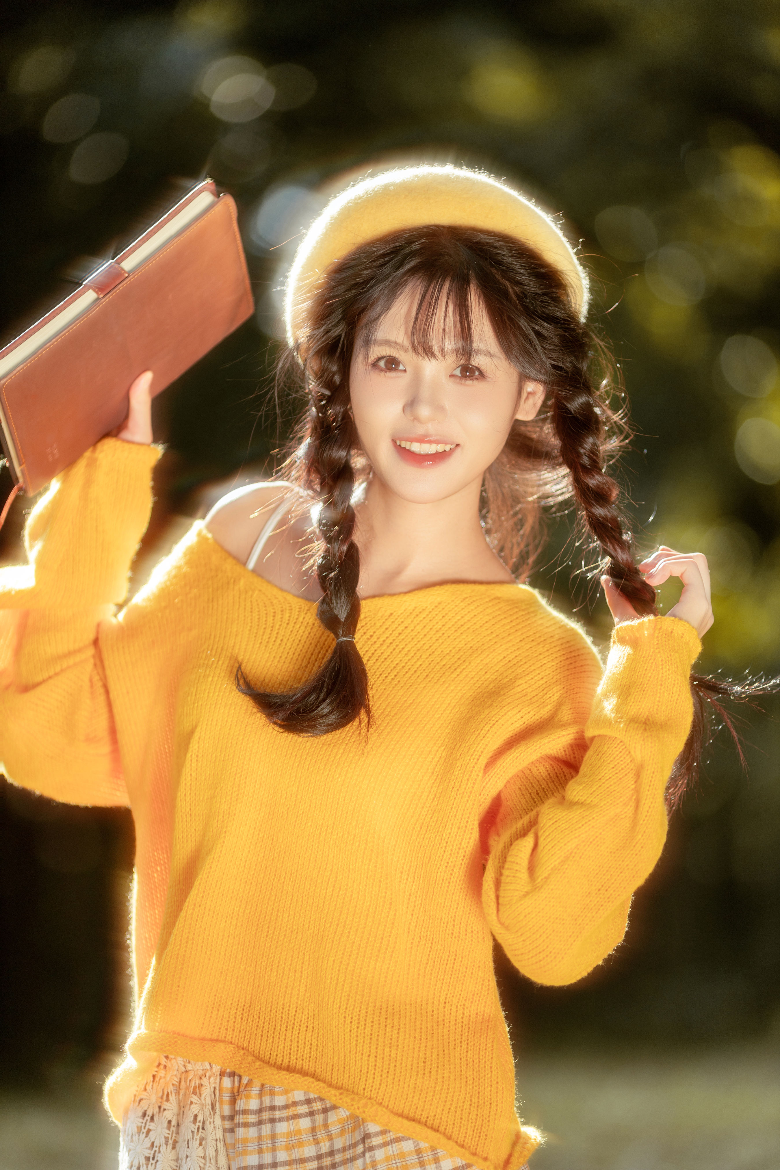 八月树_Fish-Lam《光是一切氛围感的源头》美图作品图片1
