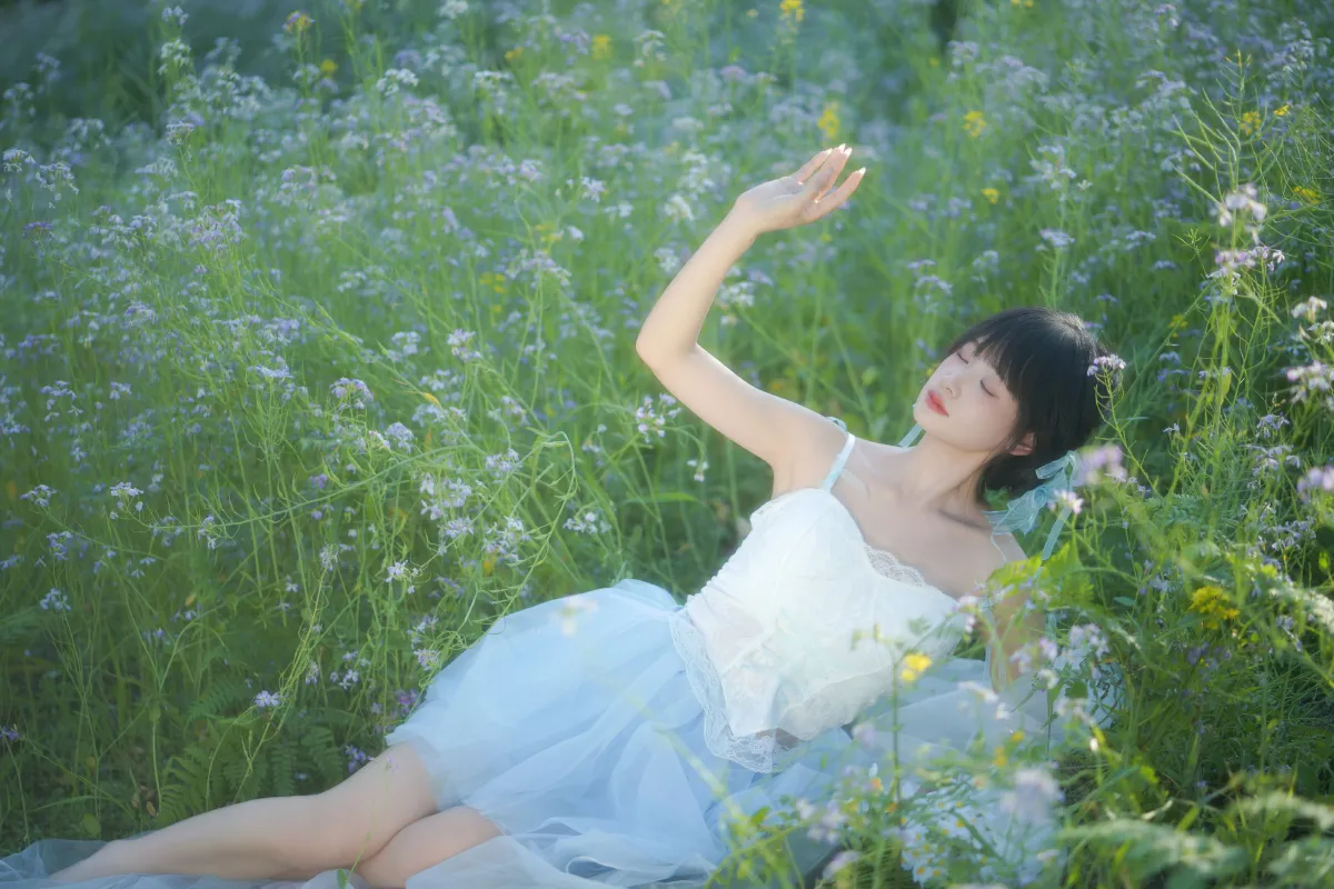 阿南_春娇娇《少女心事》美图作品图片5