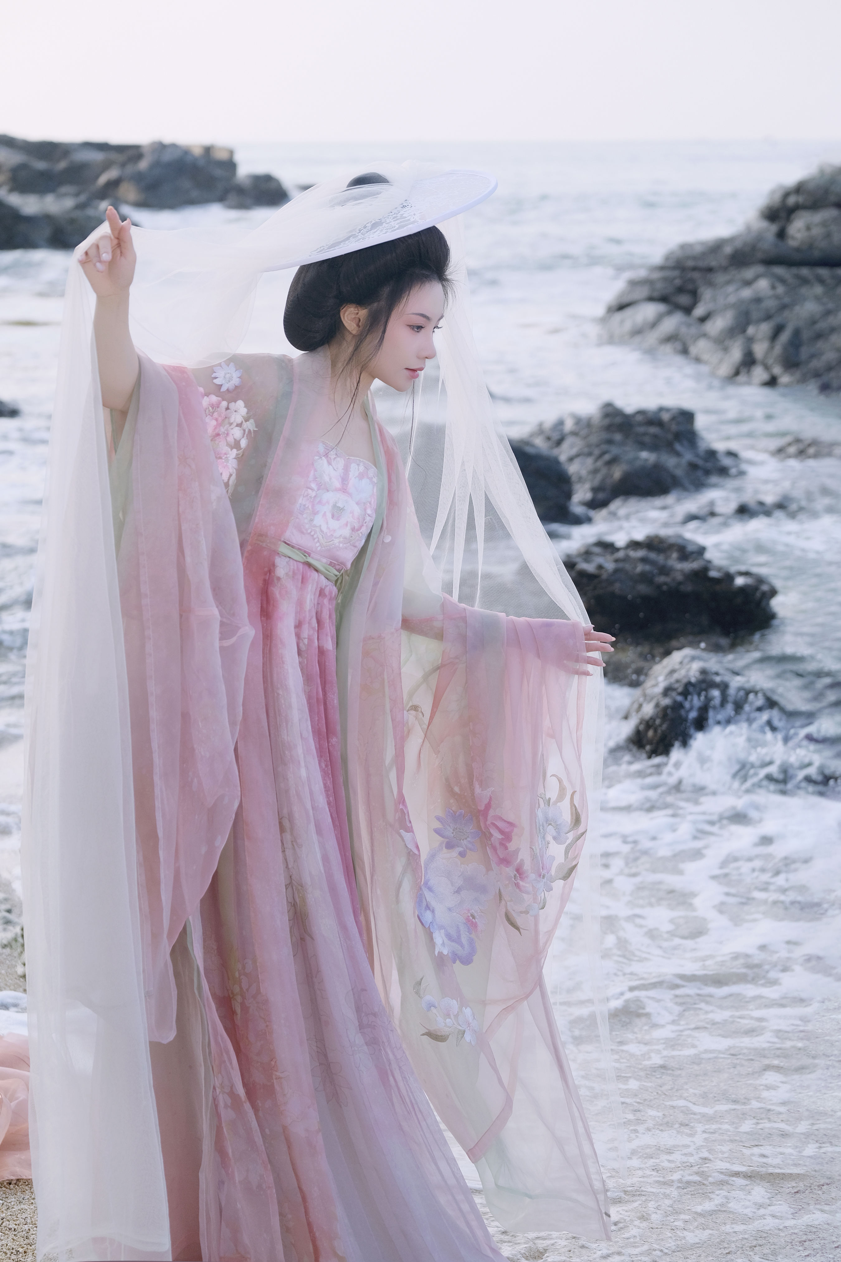 鸦青_小管《许我春朝》美图作品图片1
