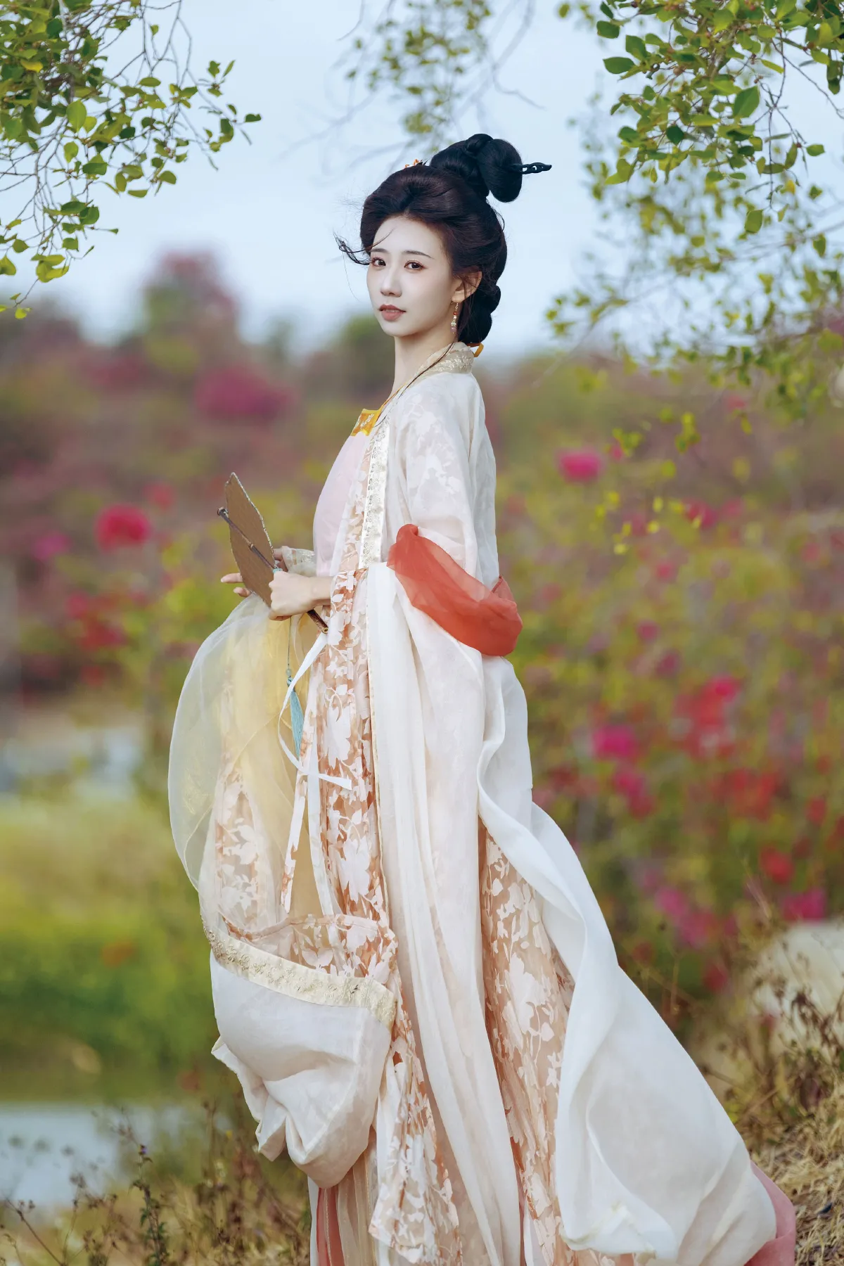 鸦青_一只漫漫《南湾花镇》美图作品图片1