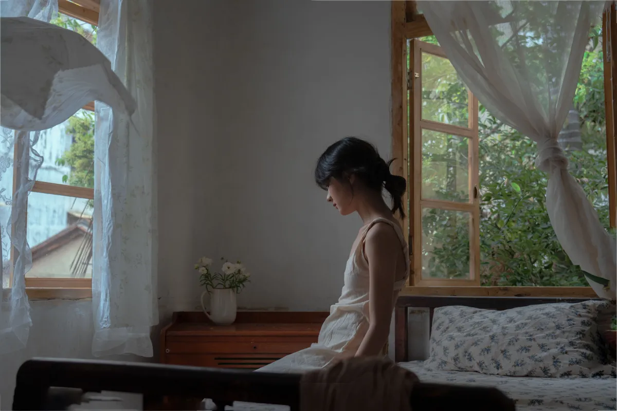 有梦无才的王同学_小雨天气《少女的心事》美图作品图片1