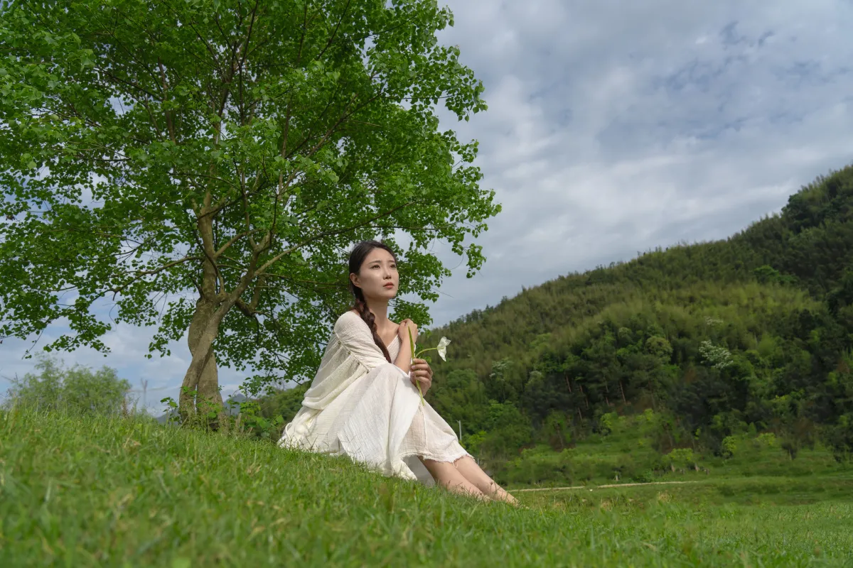 有梦无才的王同学_小雅《该怎样描述呢，这份宁静与温柔》美图作品图片5