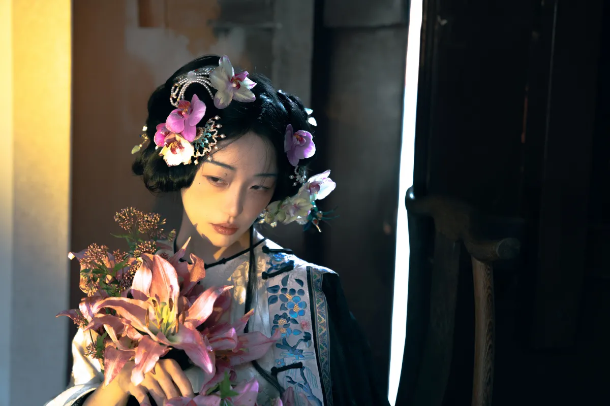 扶卮_慈云四《花 • 冢》美图作品图片2