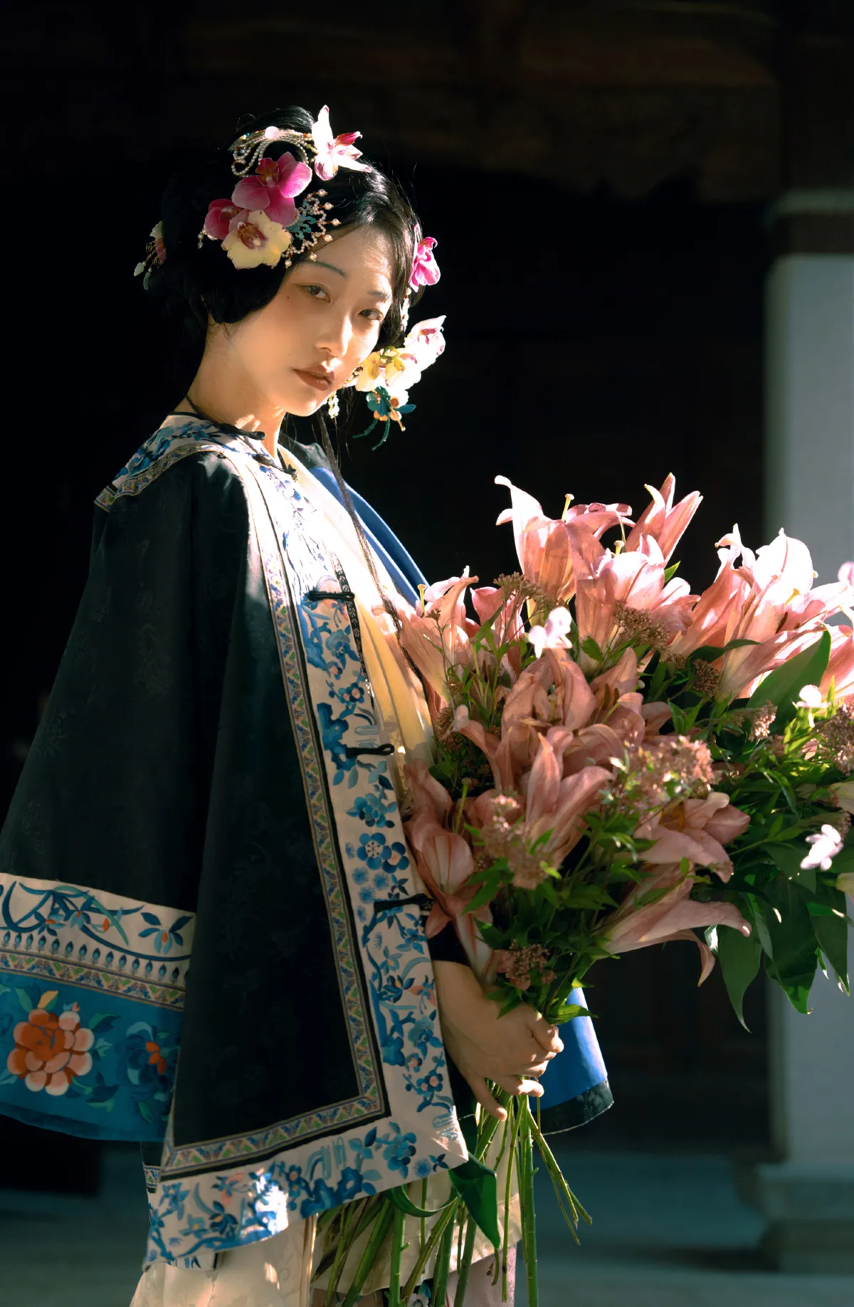 扶卮_慈云四《花 • 冢》美图作品图片4