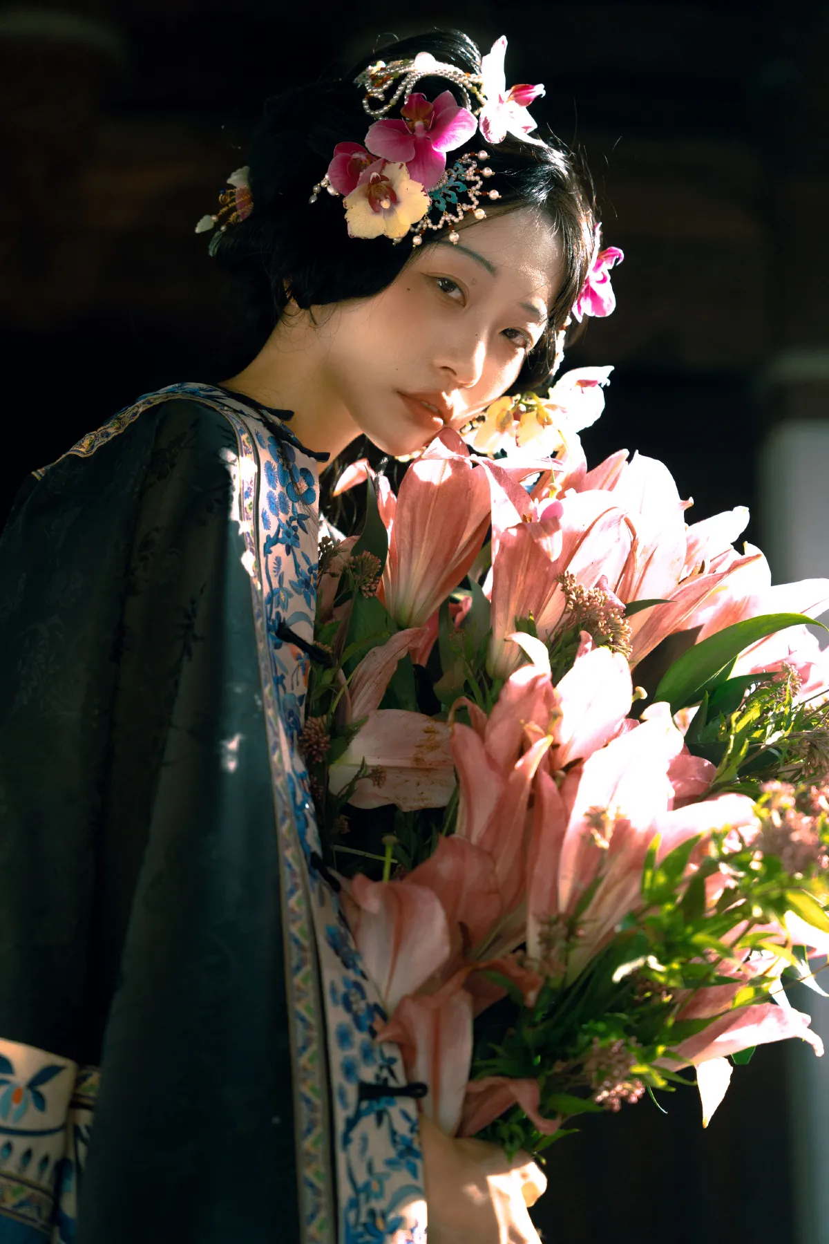 扶卮_慈云四《花 • 冢》美图作品图片5