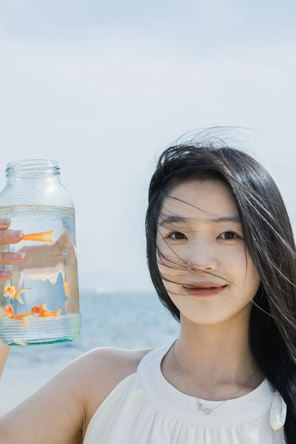 穆木林林_葡桃-《海边金鱼》美图作品图片2
