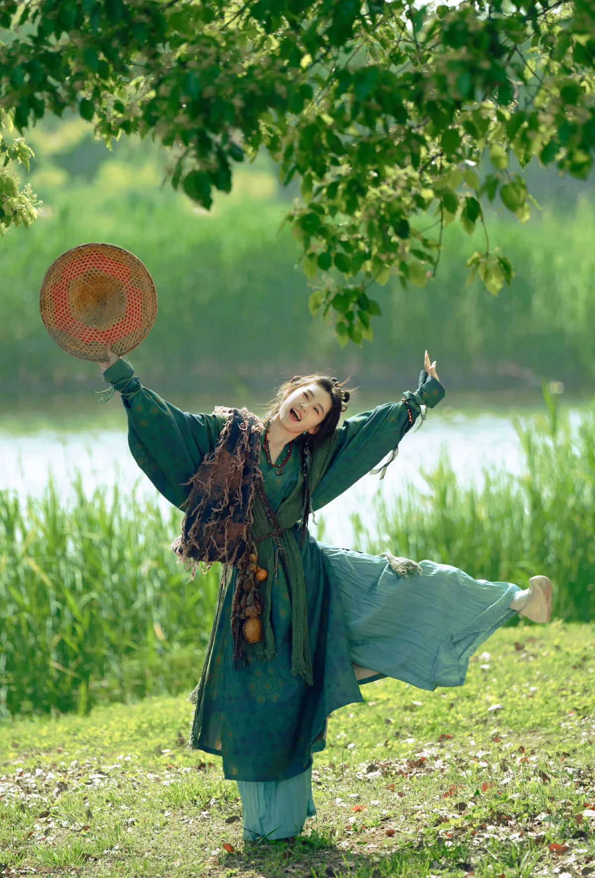 扶卮_甜心芽芽《江湖少女》美图作品图片5