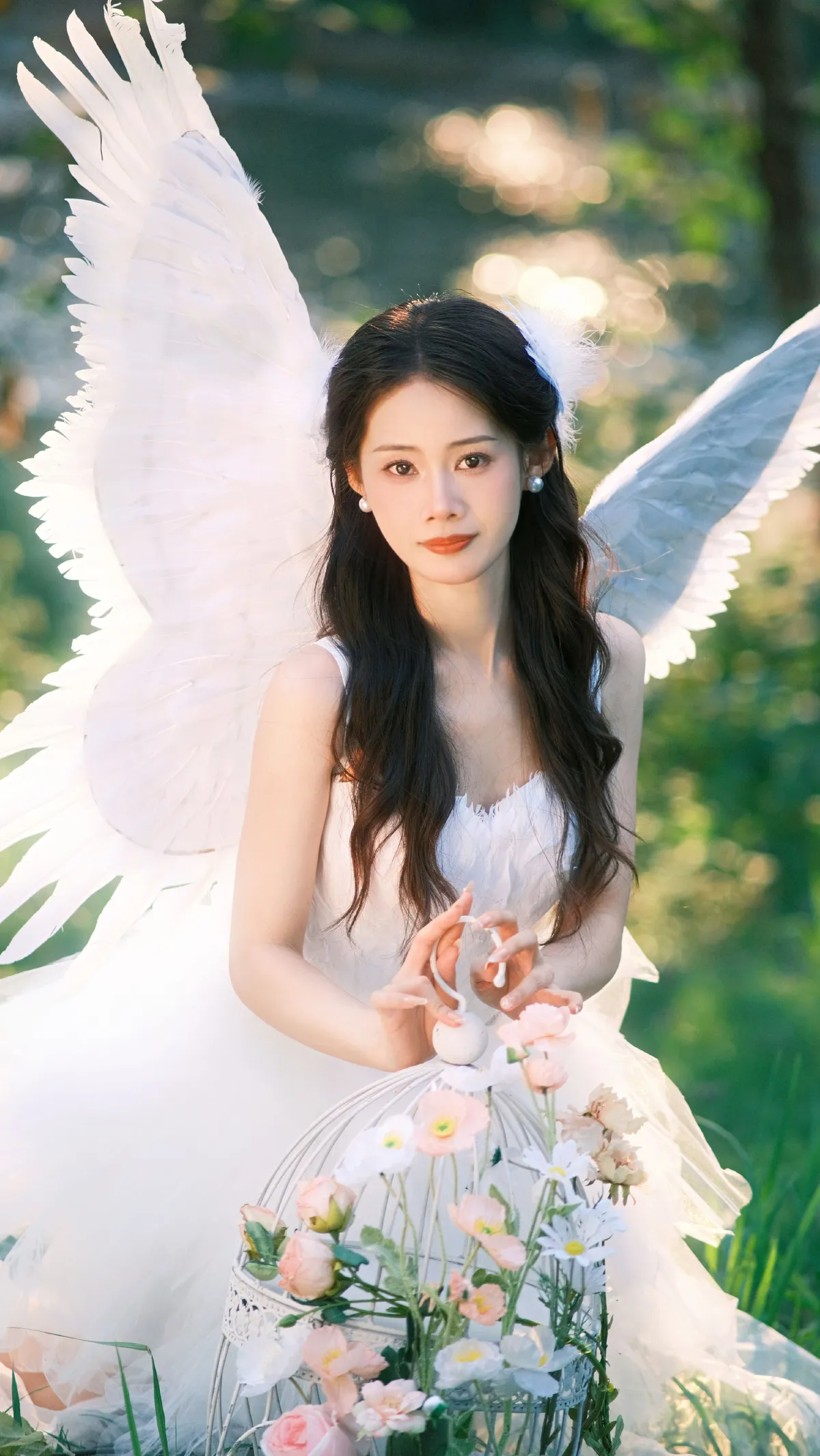 冰葡萄_薯鱼《天使降临》美图作品图片3