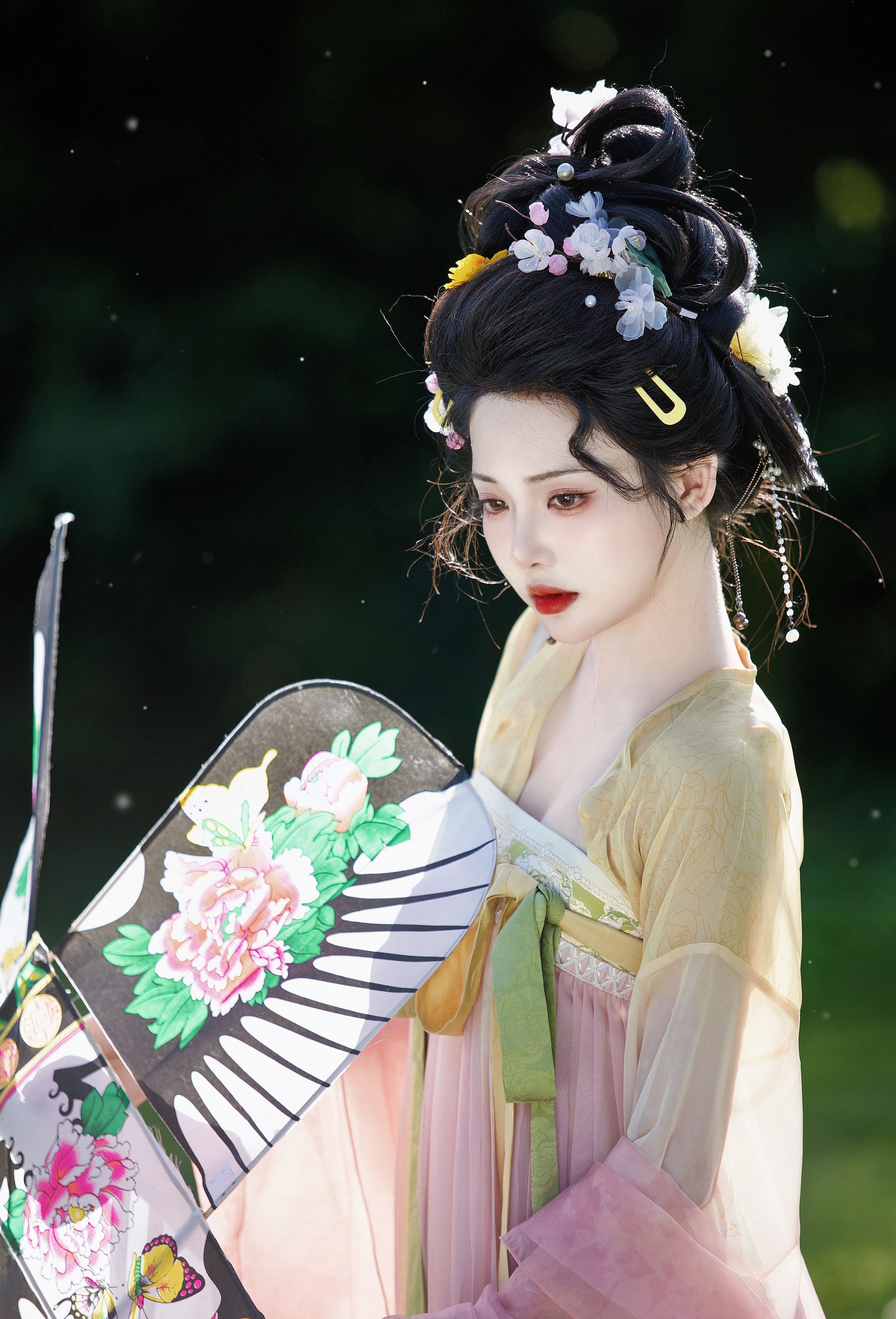 瑾之_半日闲《春日宴》美图作品图片1