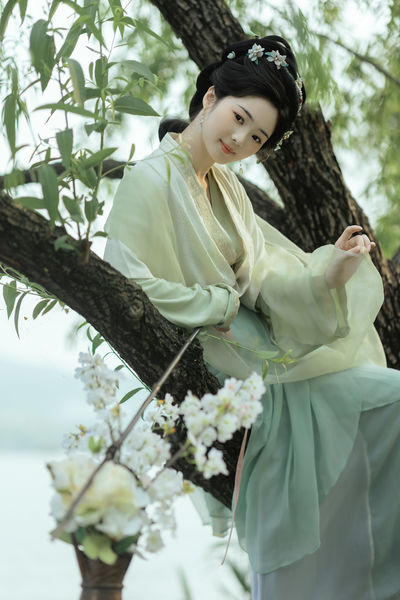 担花人