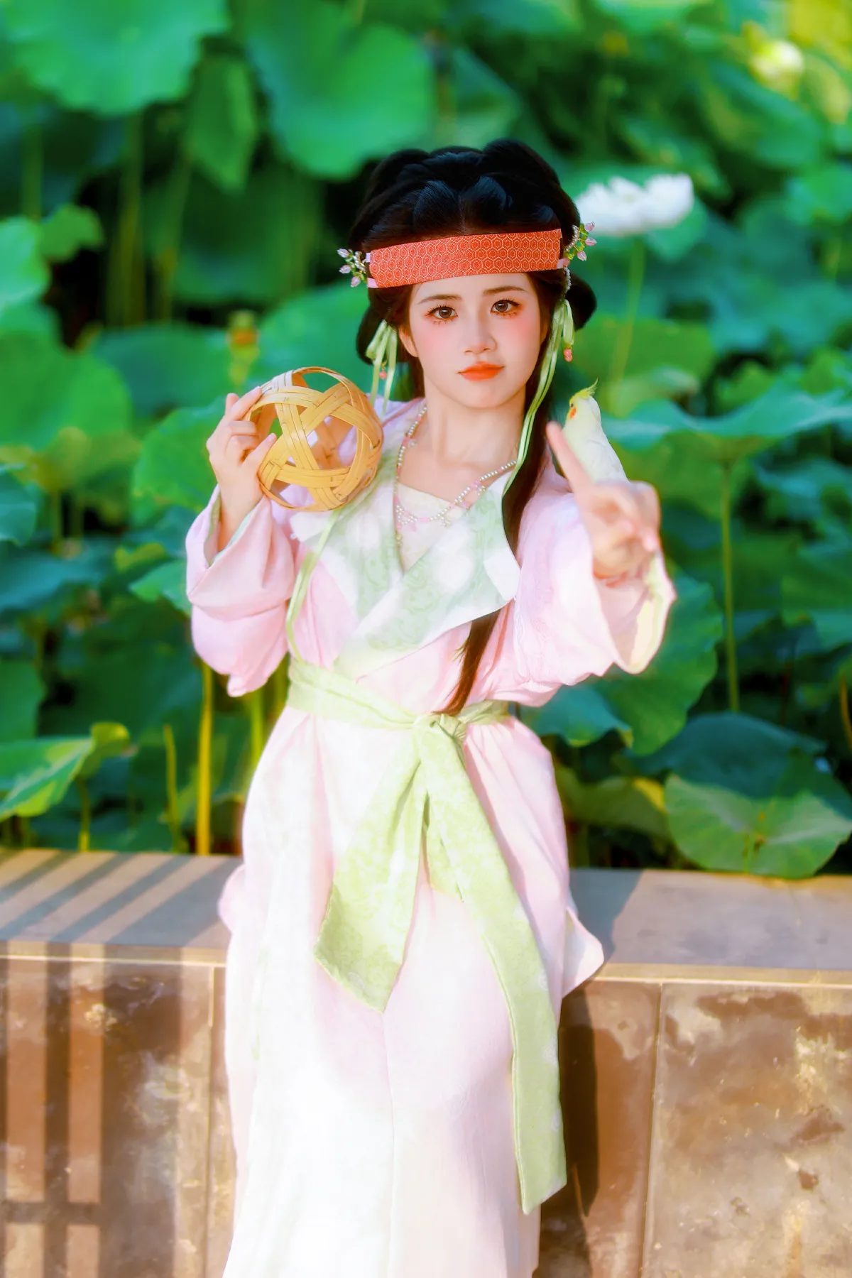 蹴鞠少女