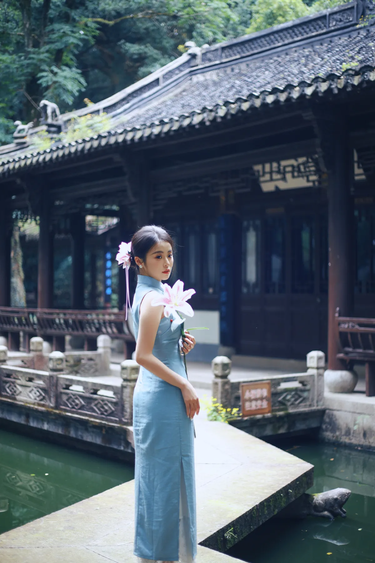 摄影师鹤白_小蓝《越王台旗袍新中式》美图作品图片5