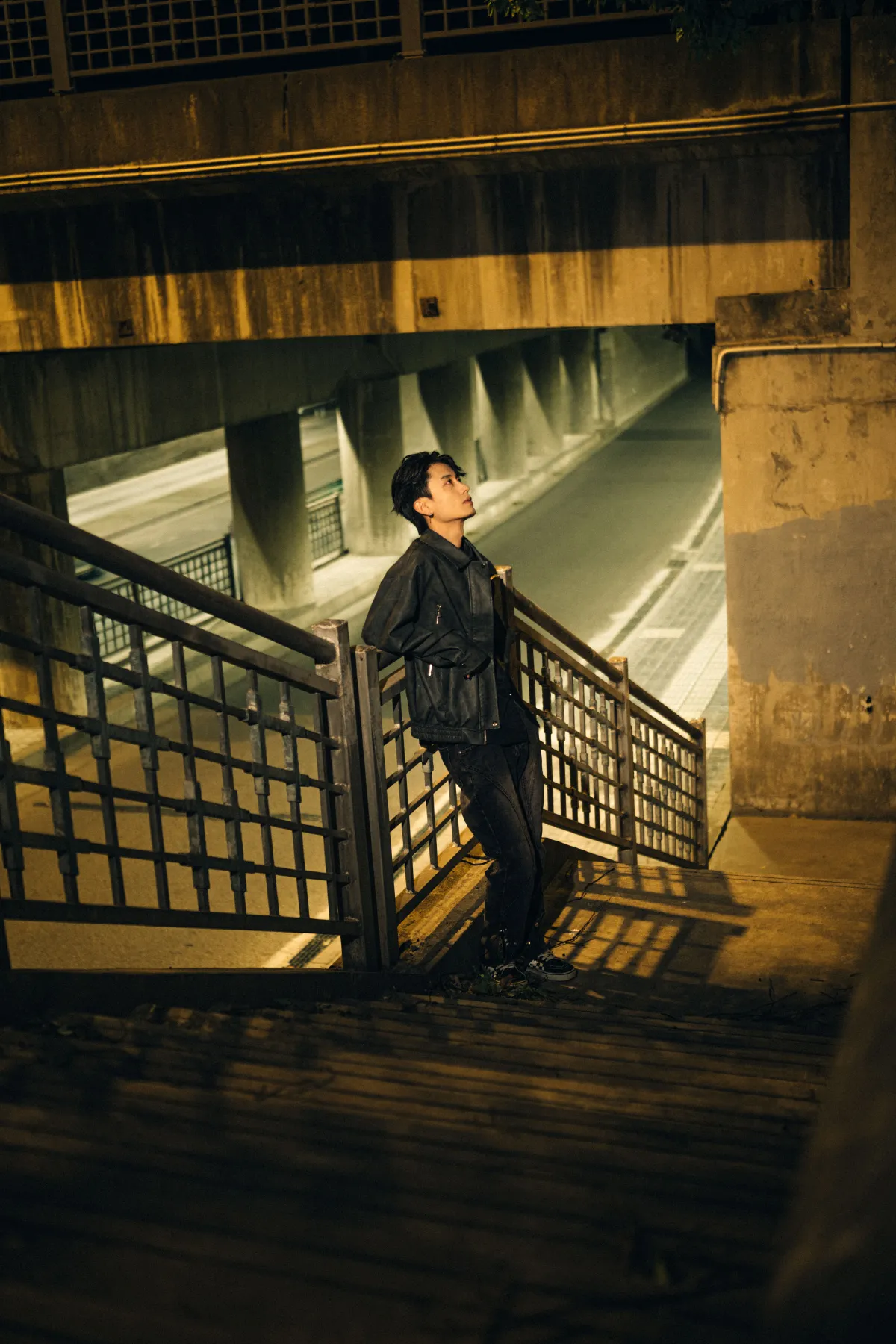 暗夜街头氛围感！！