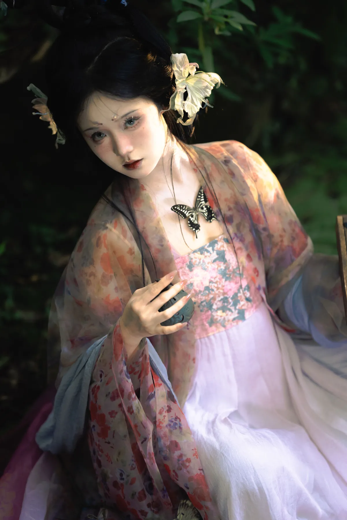 扶卮_至春禾《蝴蝶公主》美图作品图片1