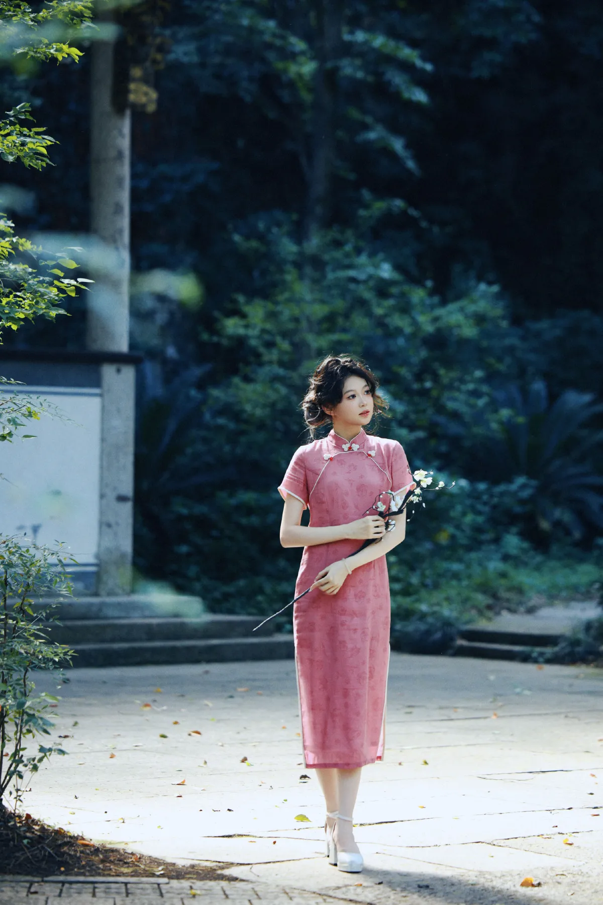 摄影师鹤白_晨曦《气质如兰 江南旗袍》美图作品图片2