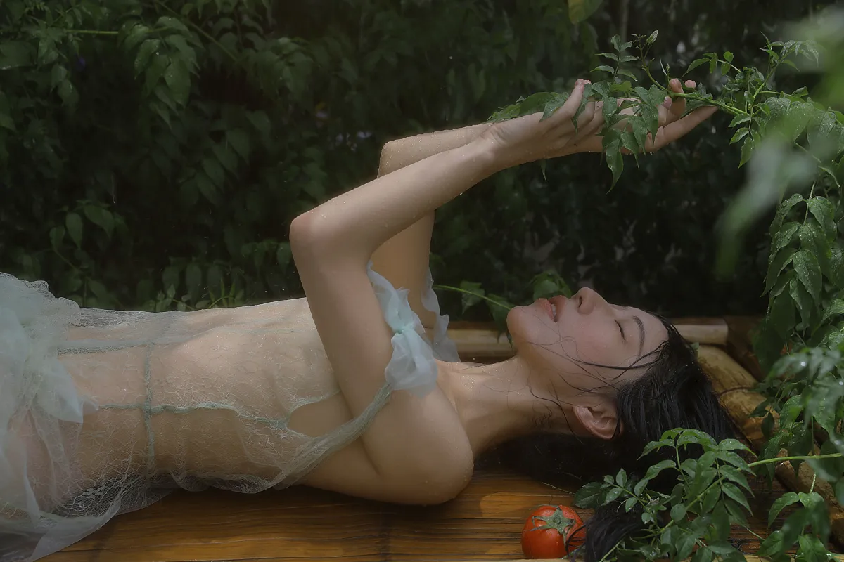 周忠孜忆_Wendy园子模特《盛夏》美图作品图片2