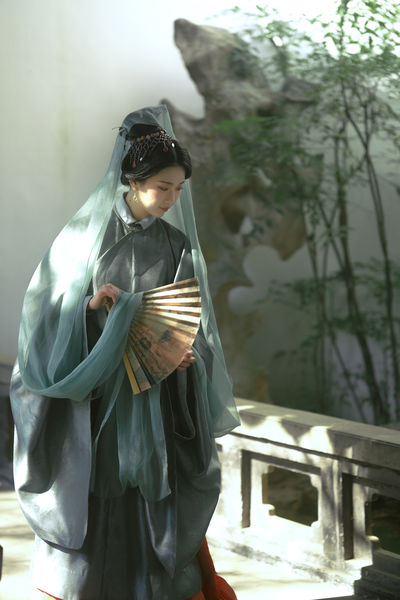 应是竹下美人骨