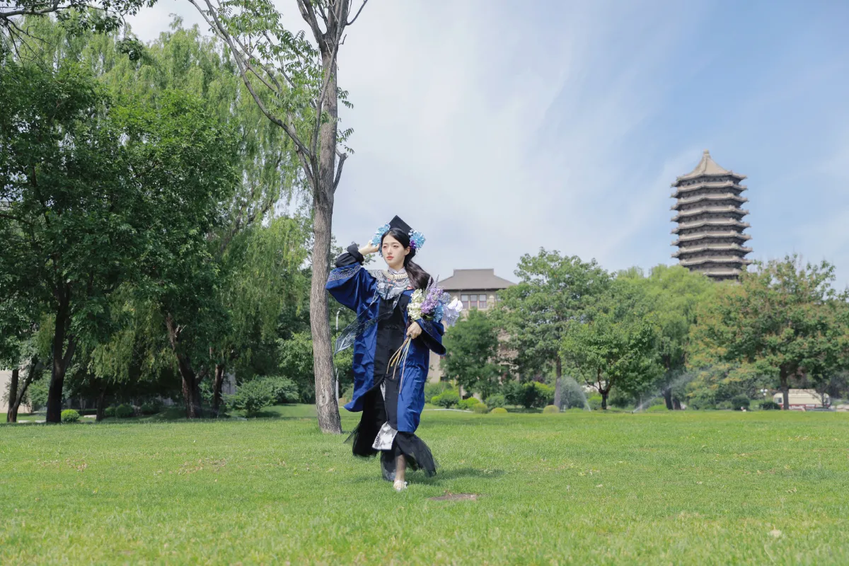 女子享有受教育的权利不过百年5