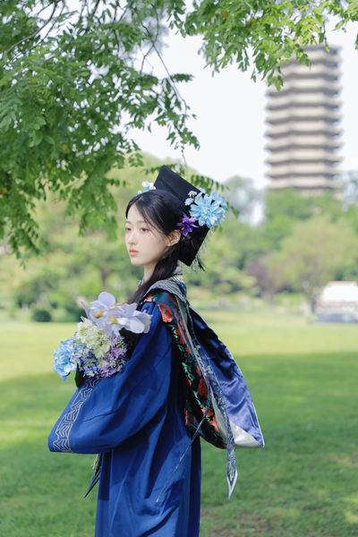 女子享有受教育的权利不过百年