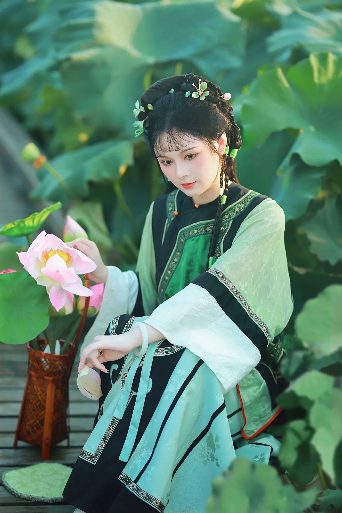 夏雨荷
