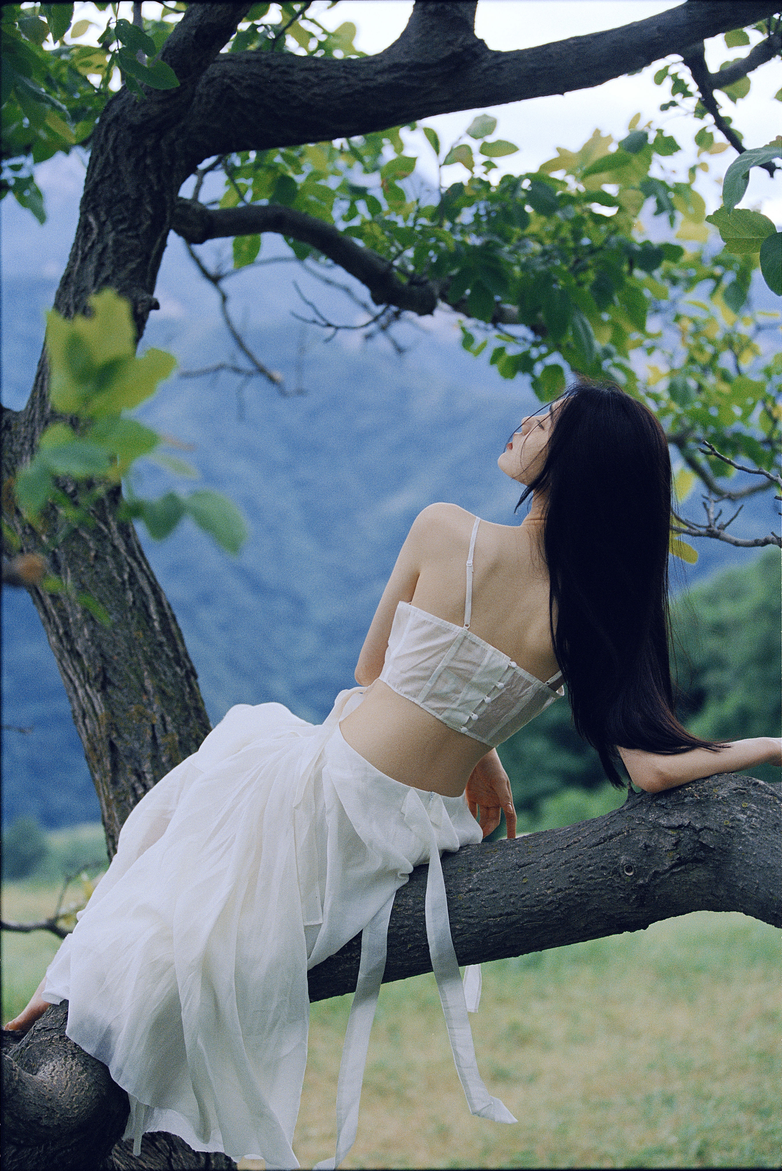 降临于山1