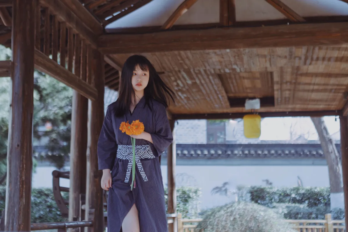 山房岑寂