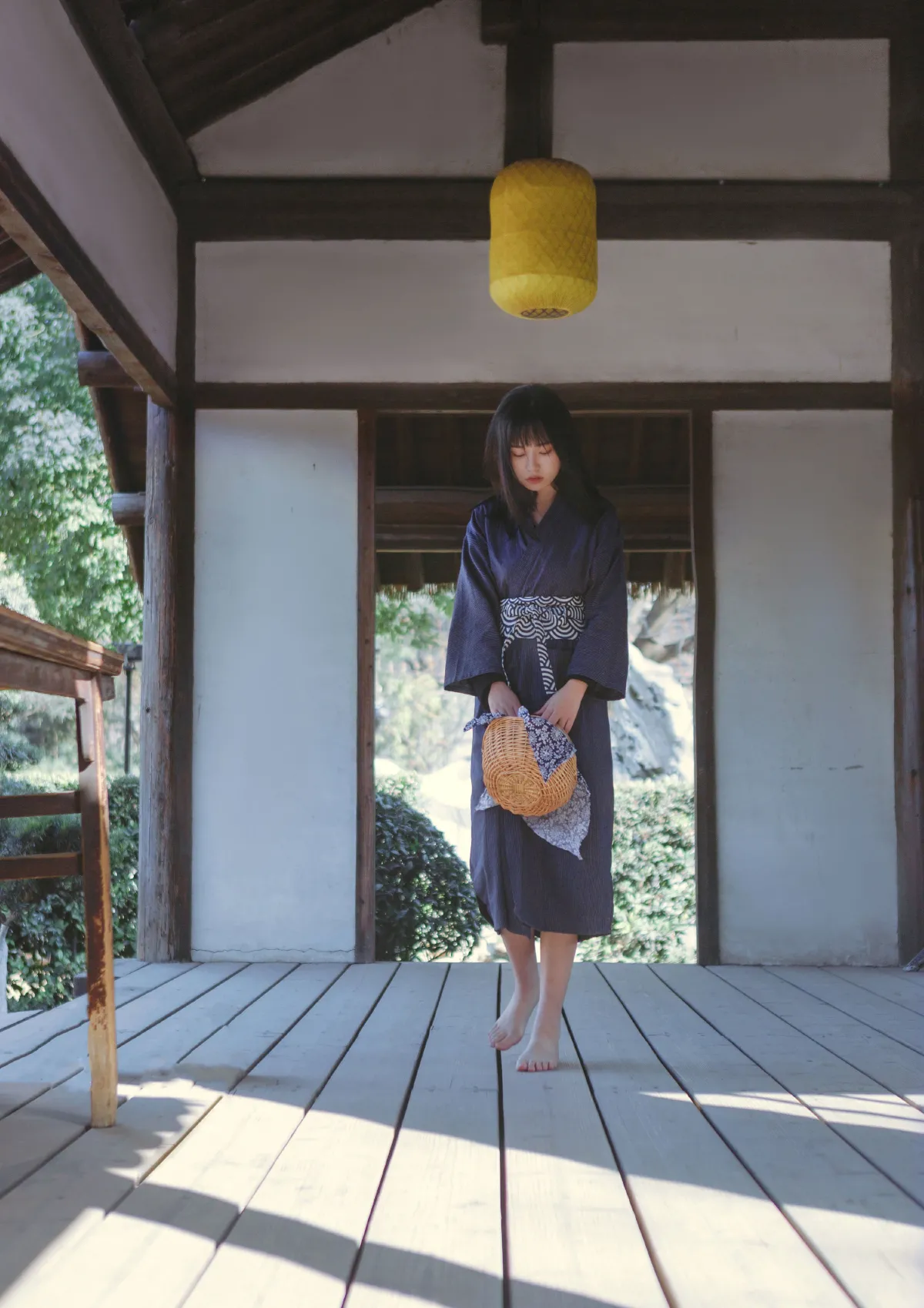 山房岑寂