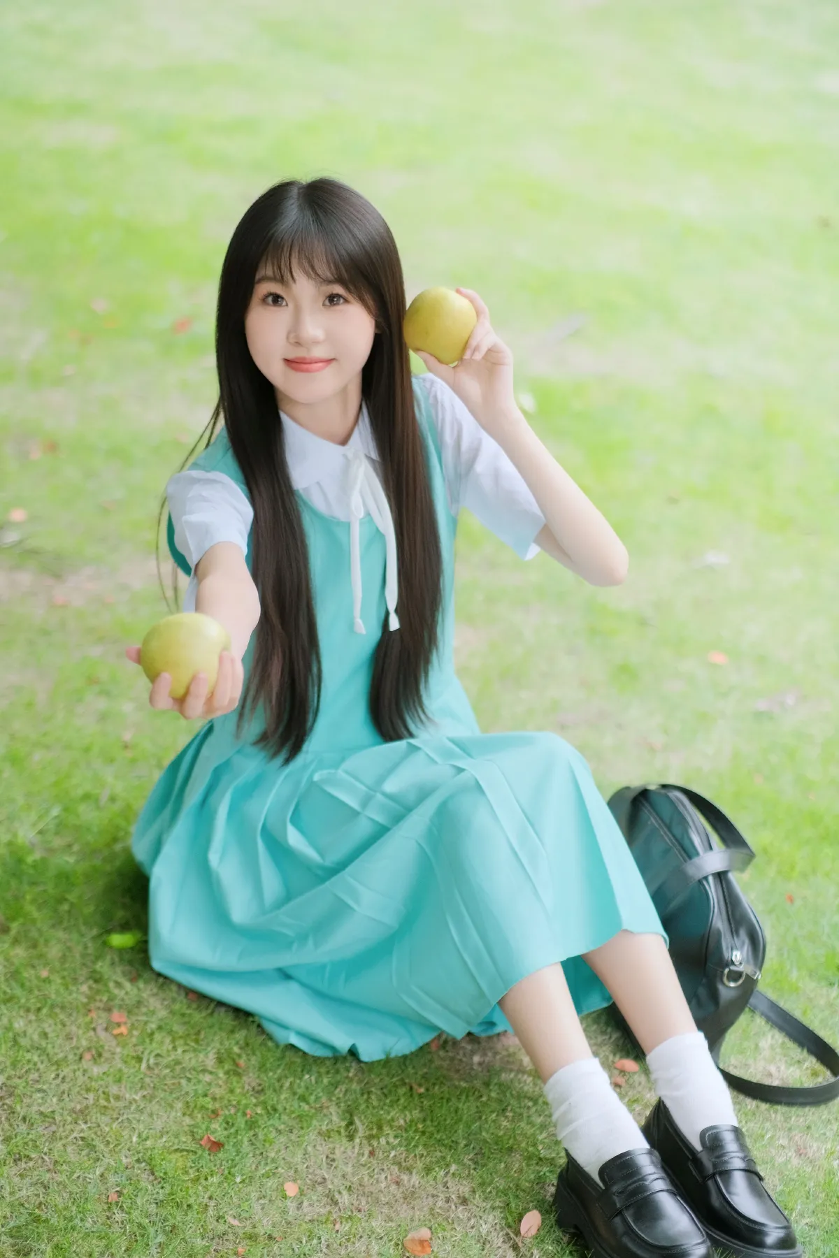 空气像青苹果 公车开满花朵