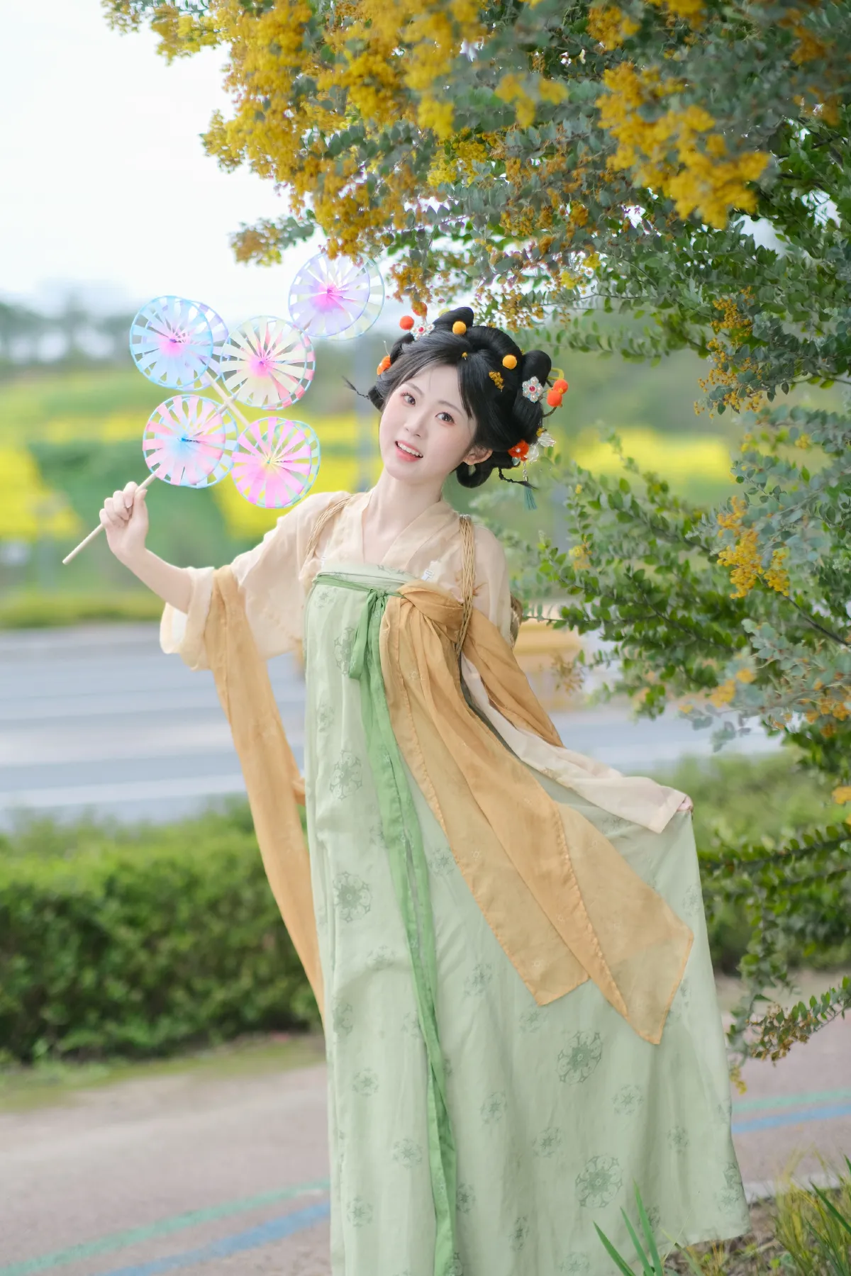 可可爱爱的小唐风金合欢写真2