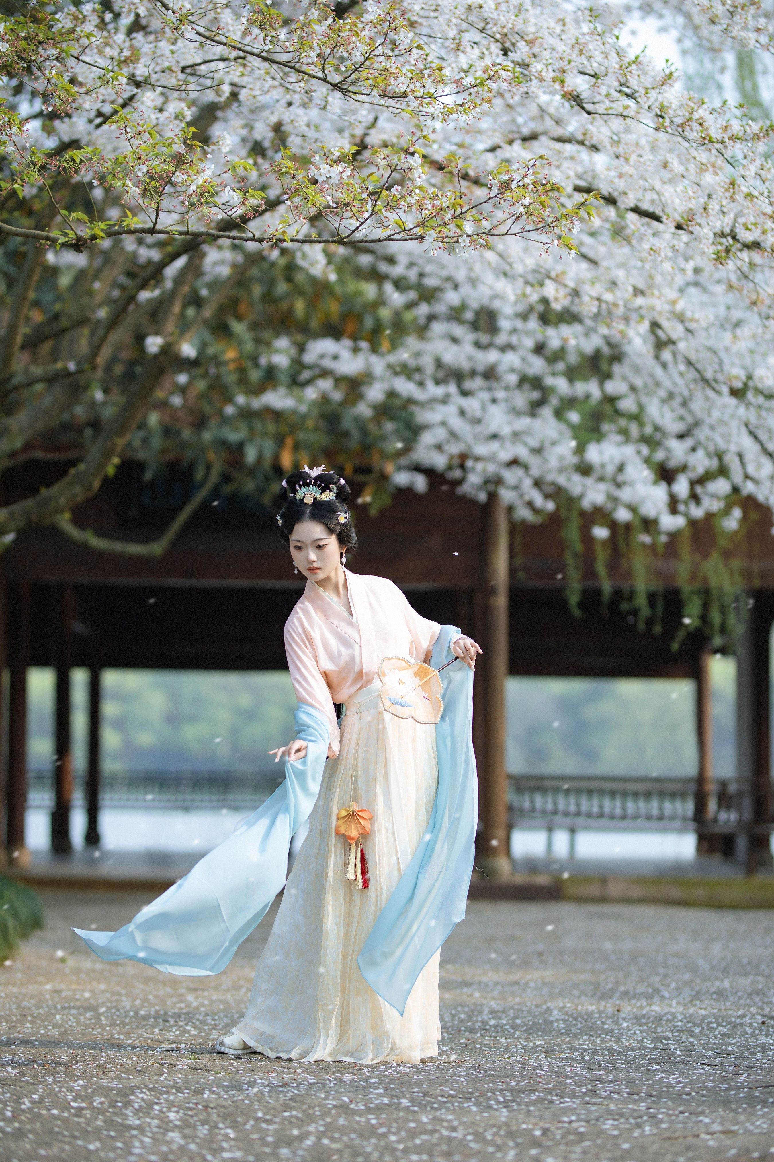 樱花汉服1