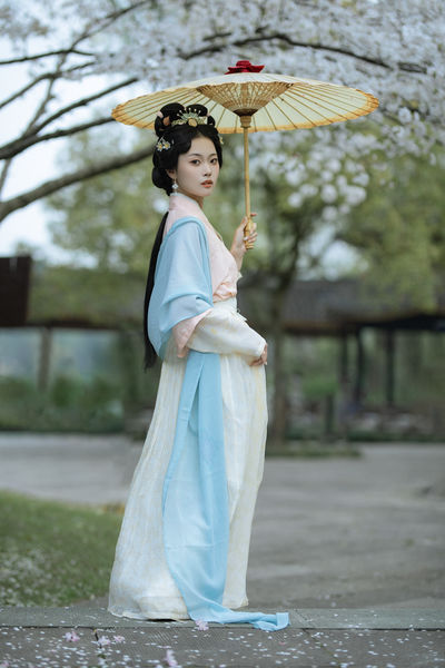 樱花汉服