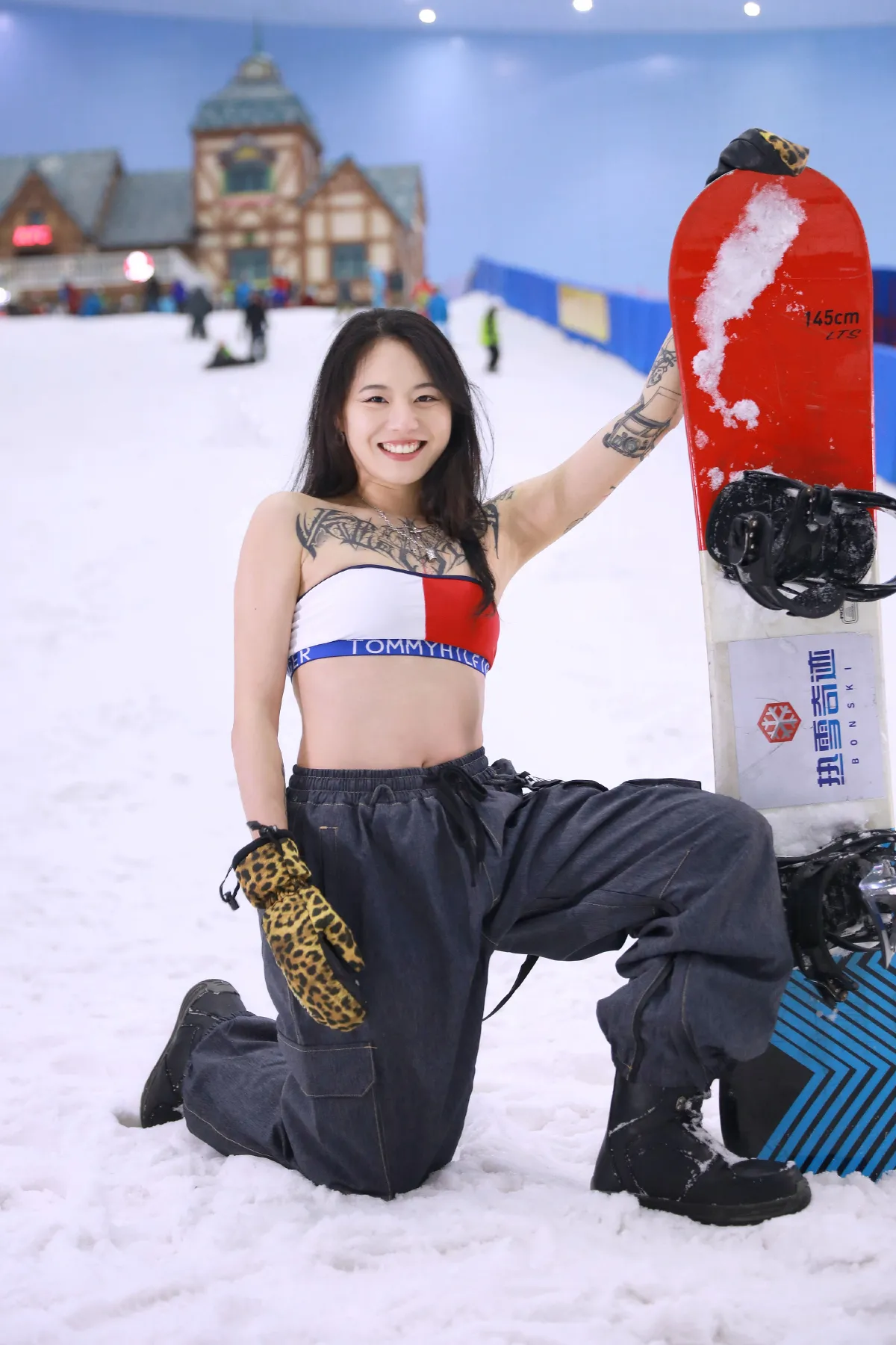雪场热辣滑手4