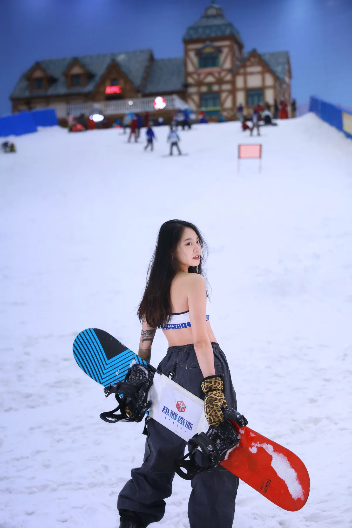 雪场热辣滑手5