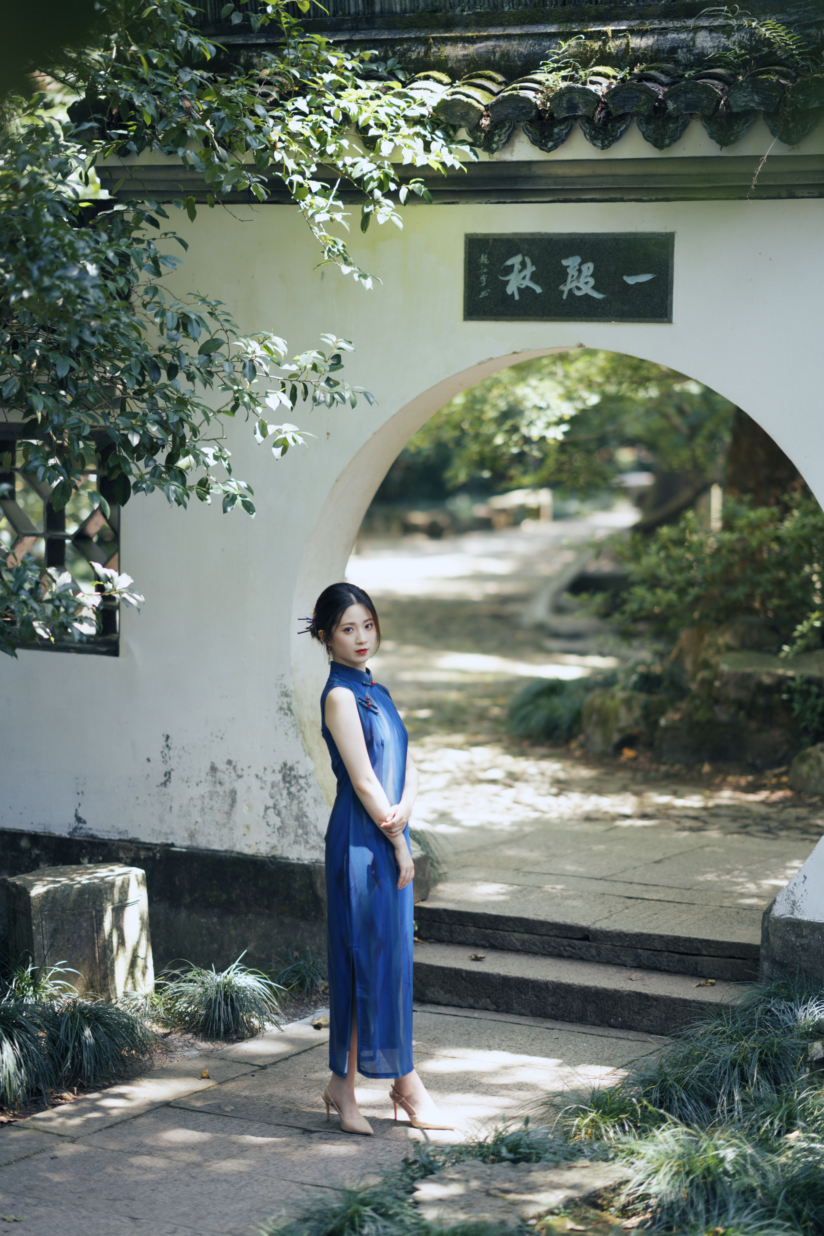 蓝色旗袍 虎跑的夏1