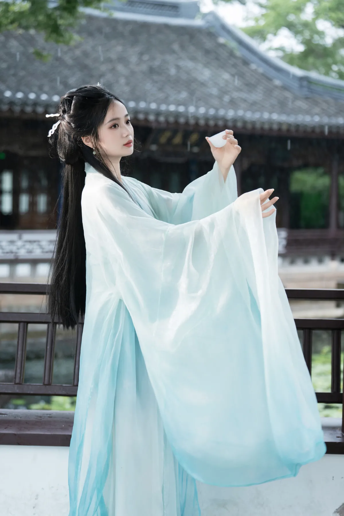 烟云蒙蒙