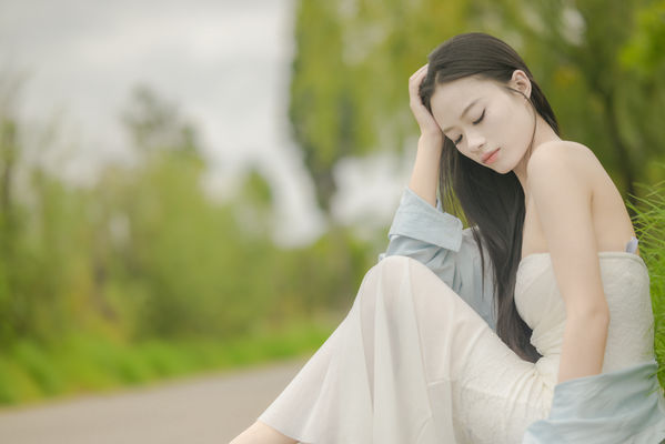 在水一方