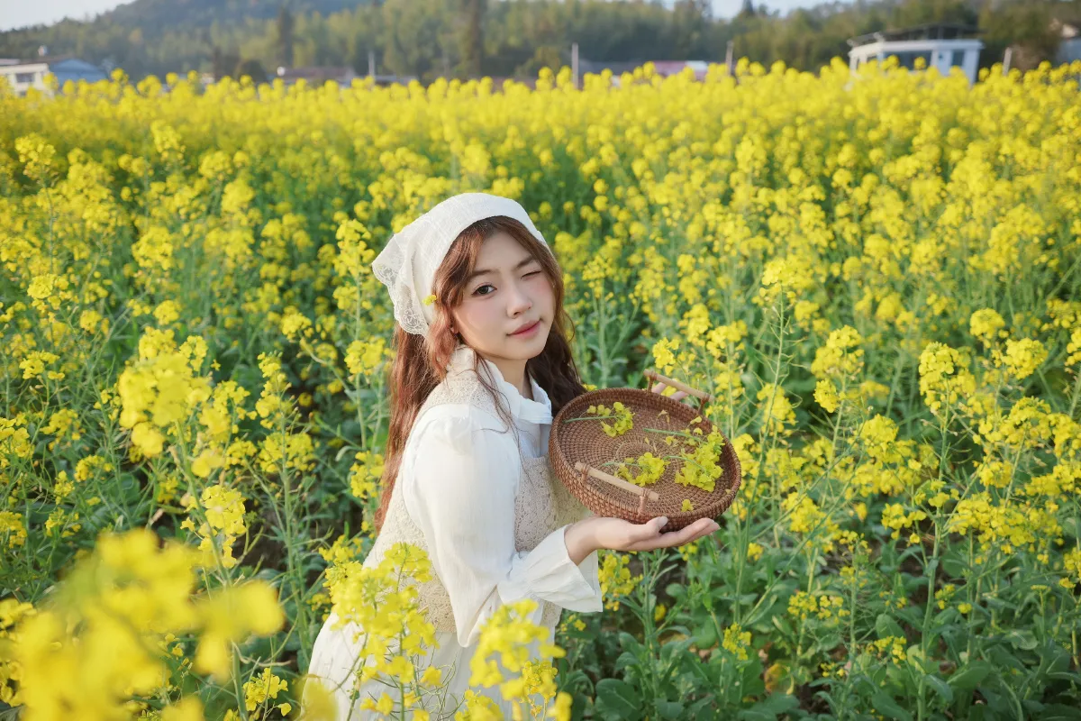 田园少女油菜花2