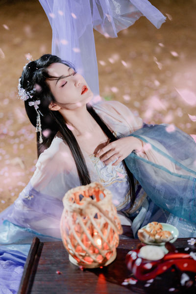 夜樱古风人像拍摄
