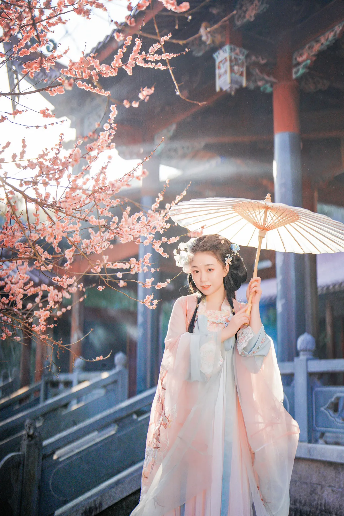 梅花古风人像拍摄