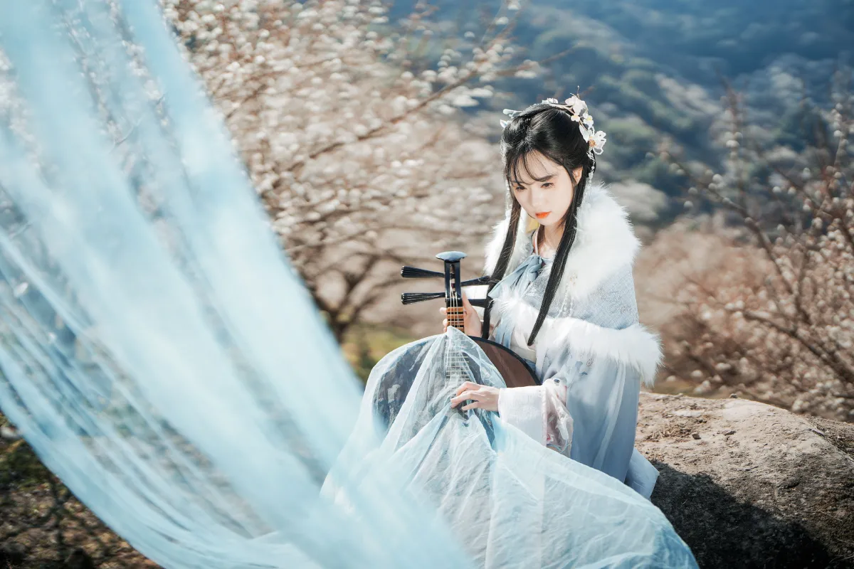 梅花古风人像拍摄