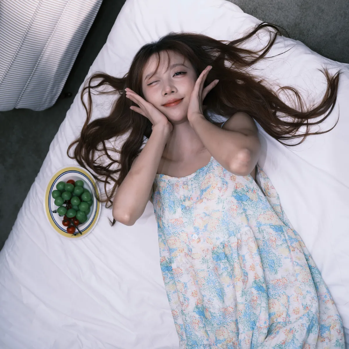 起床梳洗的阁楼少女4
