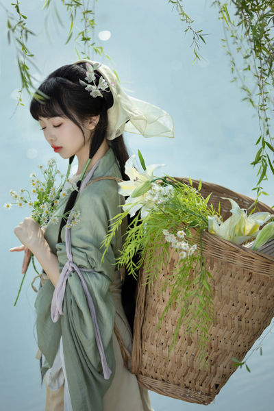 一溪新绿