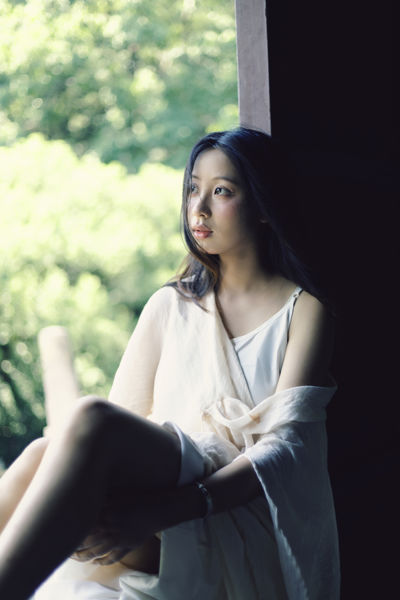 六和塔的光影绿意