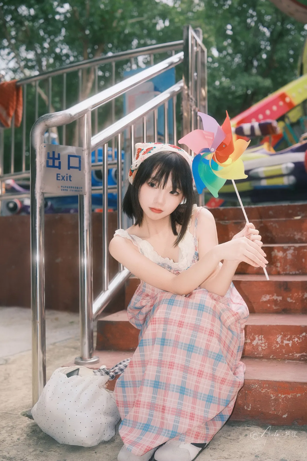 日系可爱少女游乐场一日游