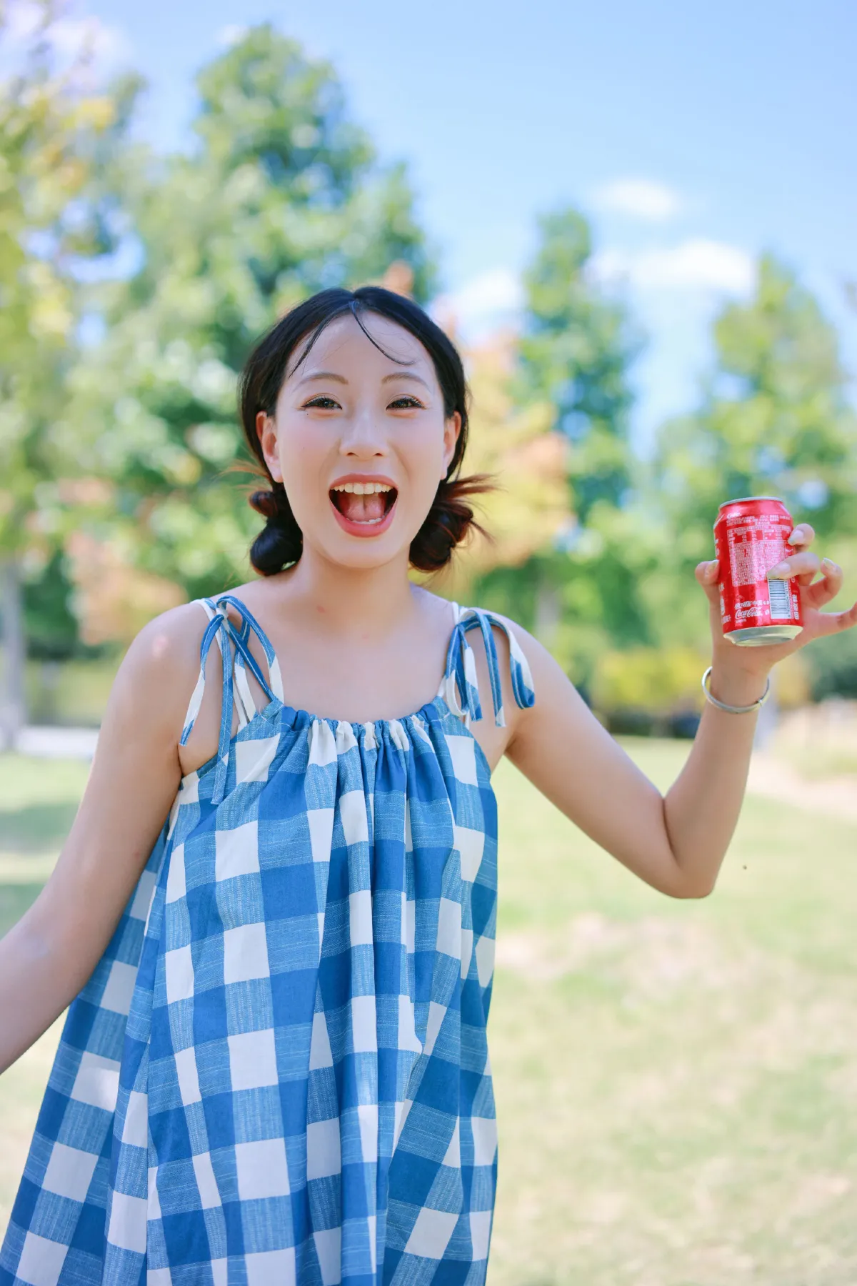 蓝格子沙滩