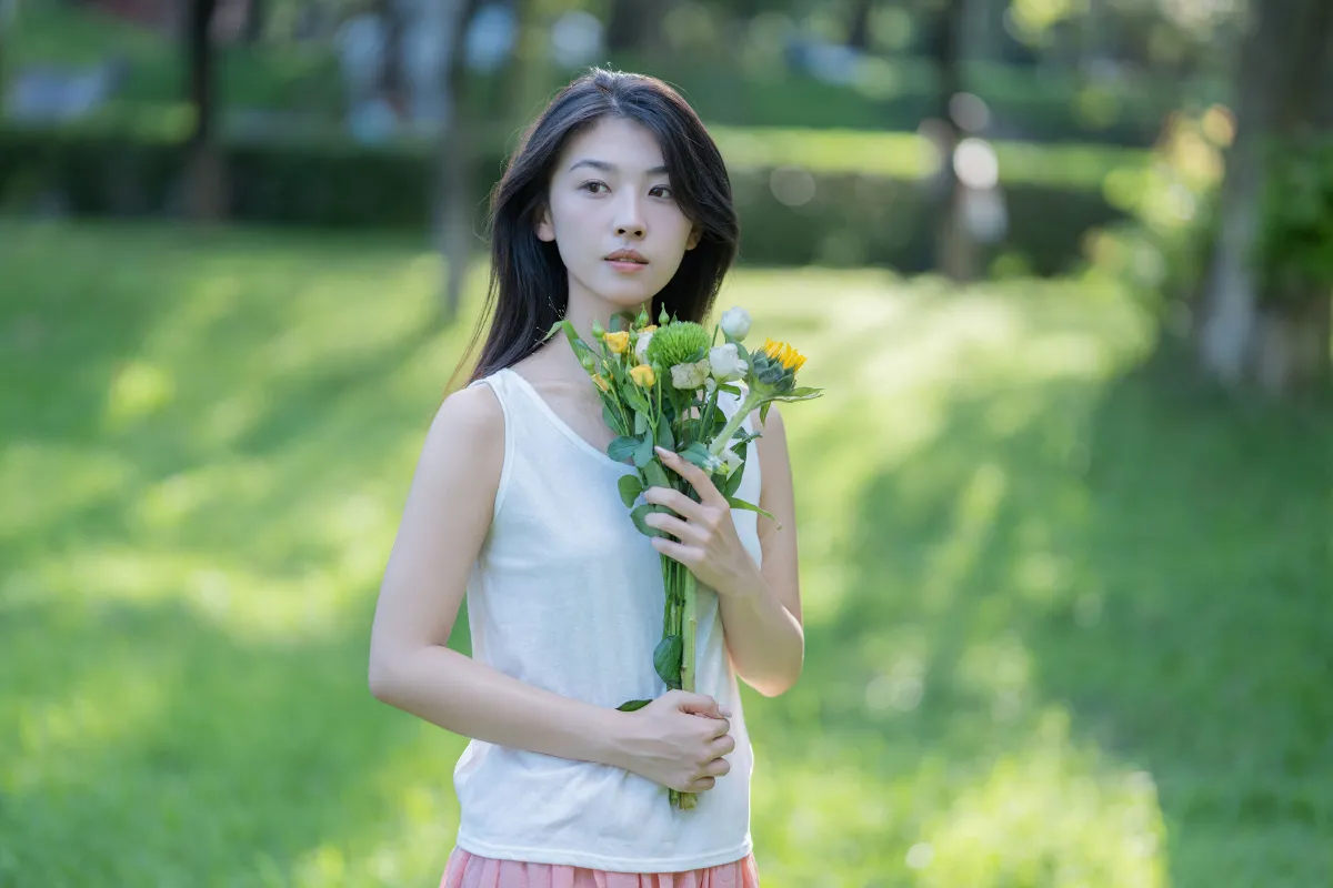 花与少女的温柔诗