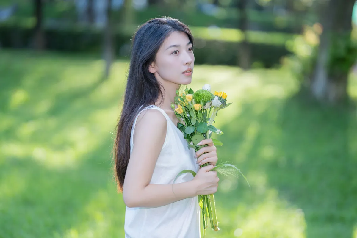花与少女的温柔诗
