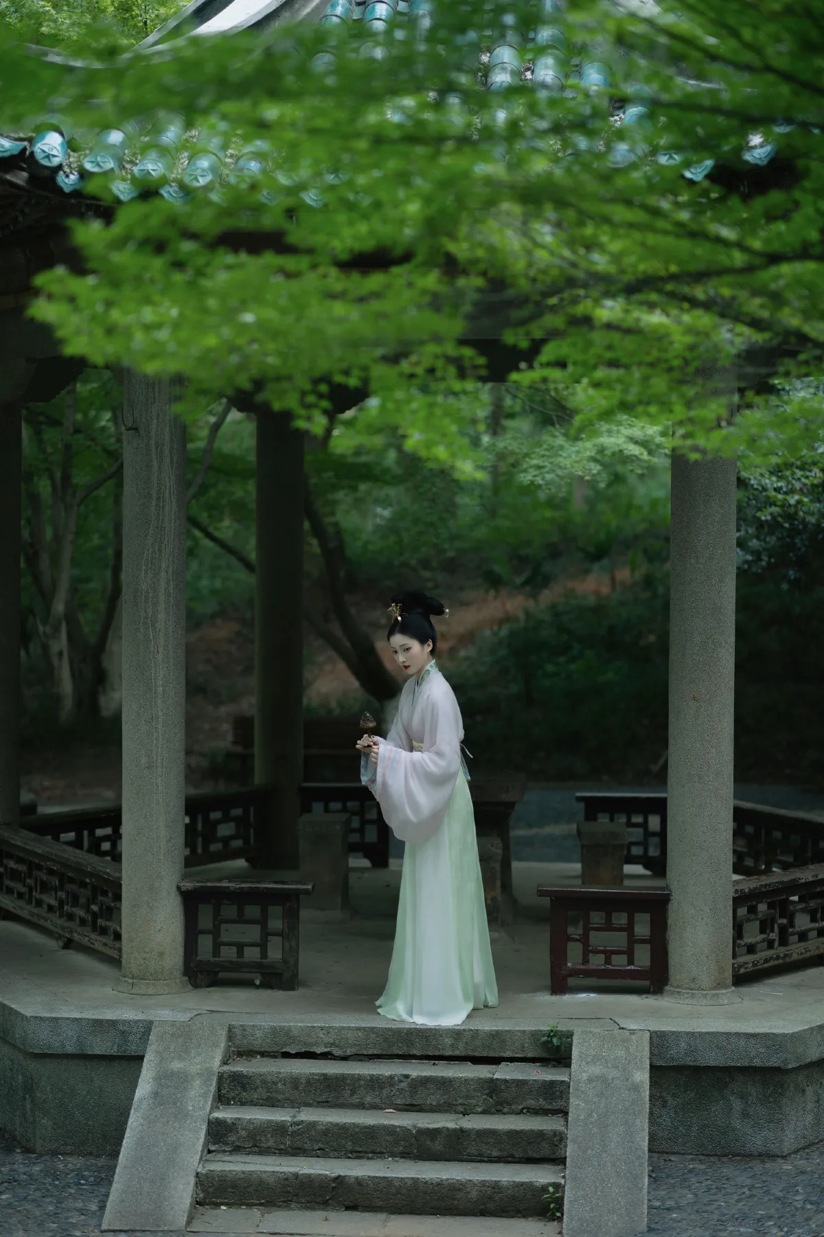 山中小憩