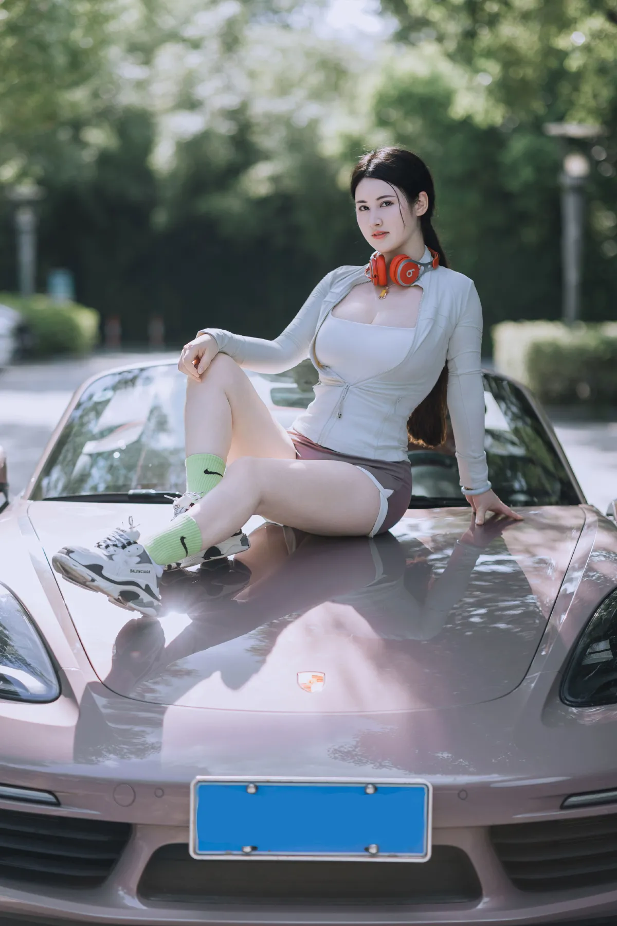 香车美女